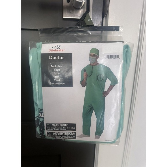 Doctor Halloween Costume for Adults, Mens Size xL, by Way to Celebrate - Picture 2 of 5